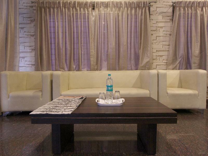 Capital O 70534 Habitat Suites And Rooms Bengaluru Kültér fotó